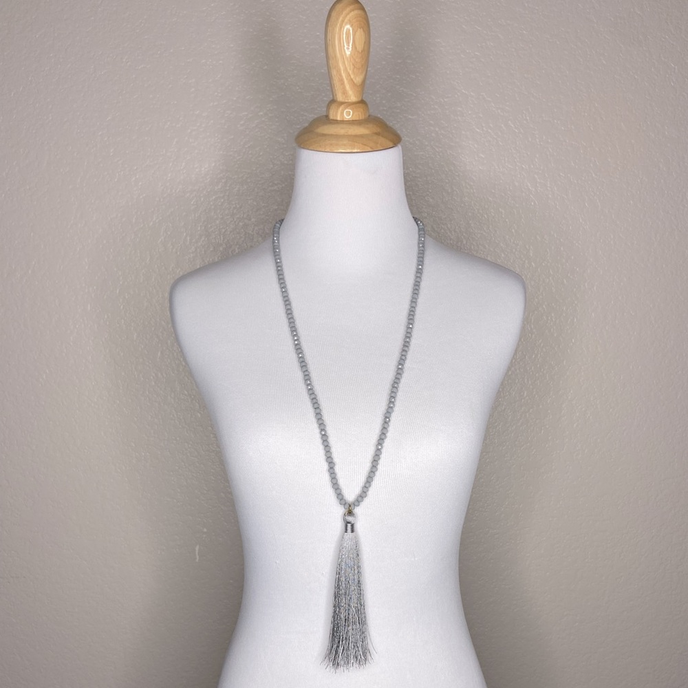Gorgeous silver/gray beaded necklace with tassel!